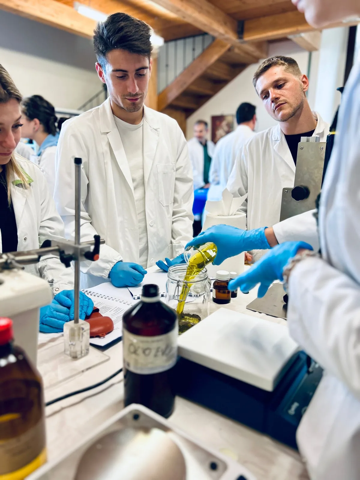 Farmacisti e CTF alla Scuola di Galenica di Cortona